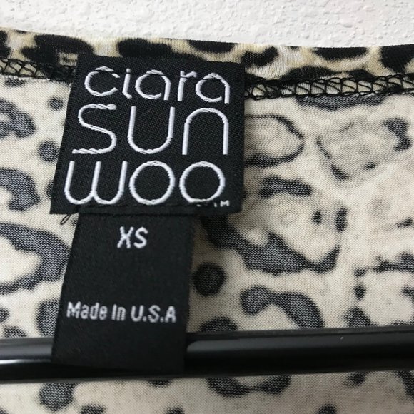 Clara sun woo cheetah print blouse xs tie front - Picture 3 of 6